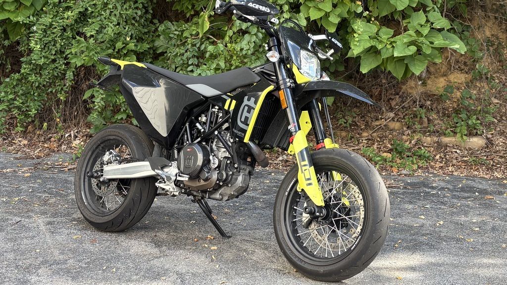 2024 Husqvarna® 701 Supermoto SUPERMOTO in Waynesboro, VA