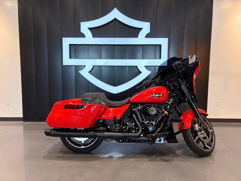 2026 Harley-Davidson STREET GLIDE in Appleton, WI