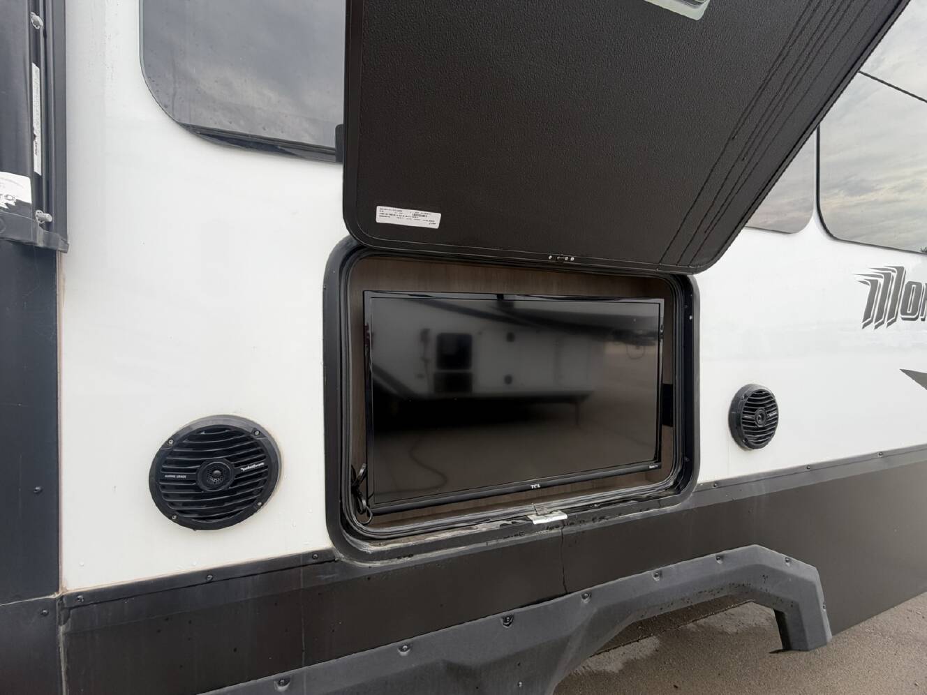 A photo of this 2023 Grand Design Momentum M-Class 397THS
