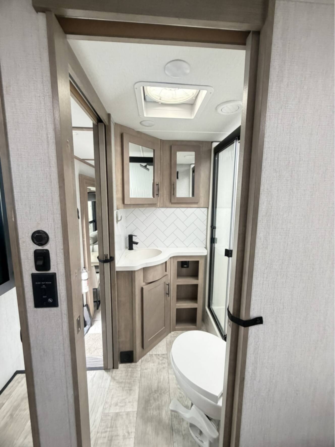 A photo of this 2023 Grand Design Momentum M-Class 397THS