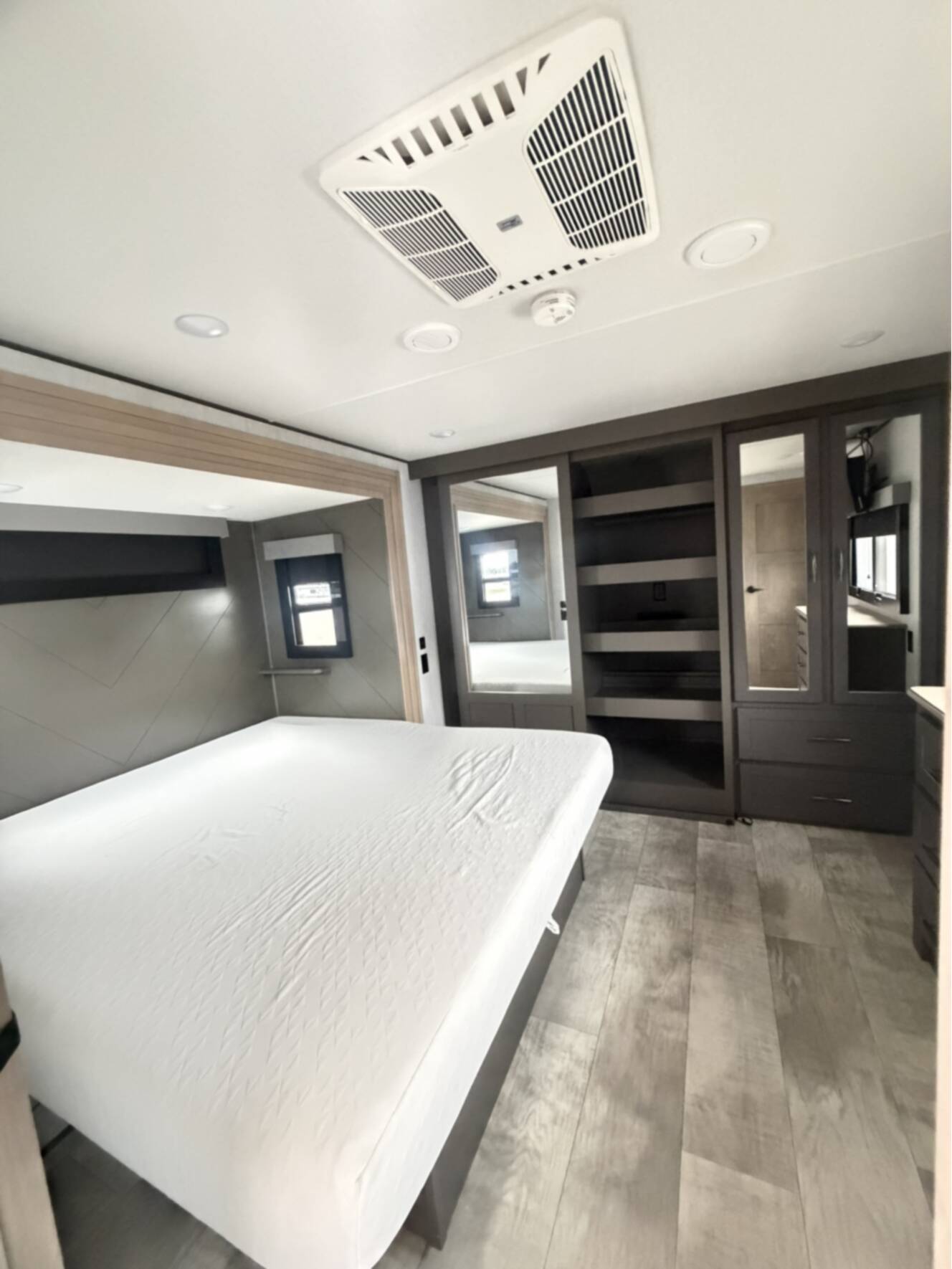 A photo of this 2023 Grand Design Momentum M-Class 397THS