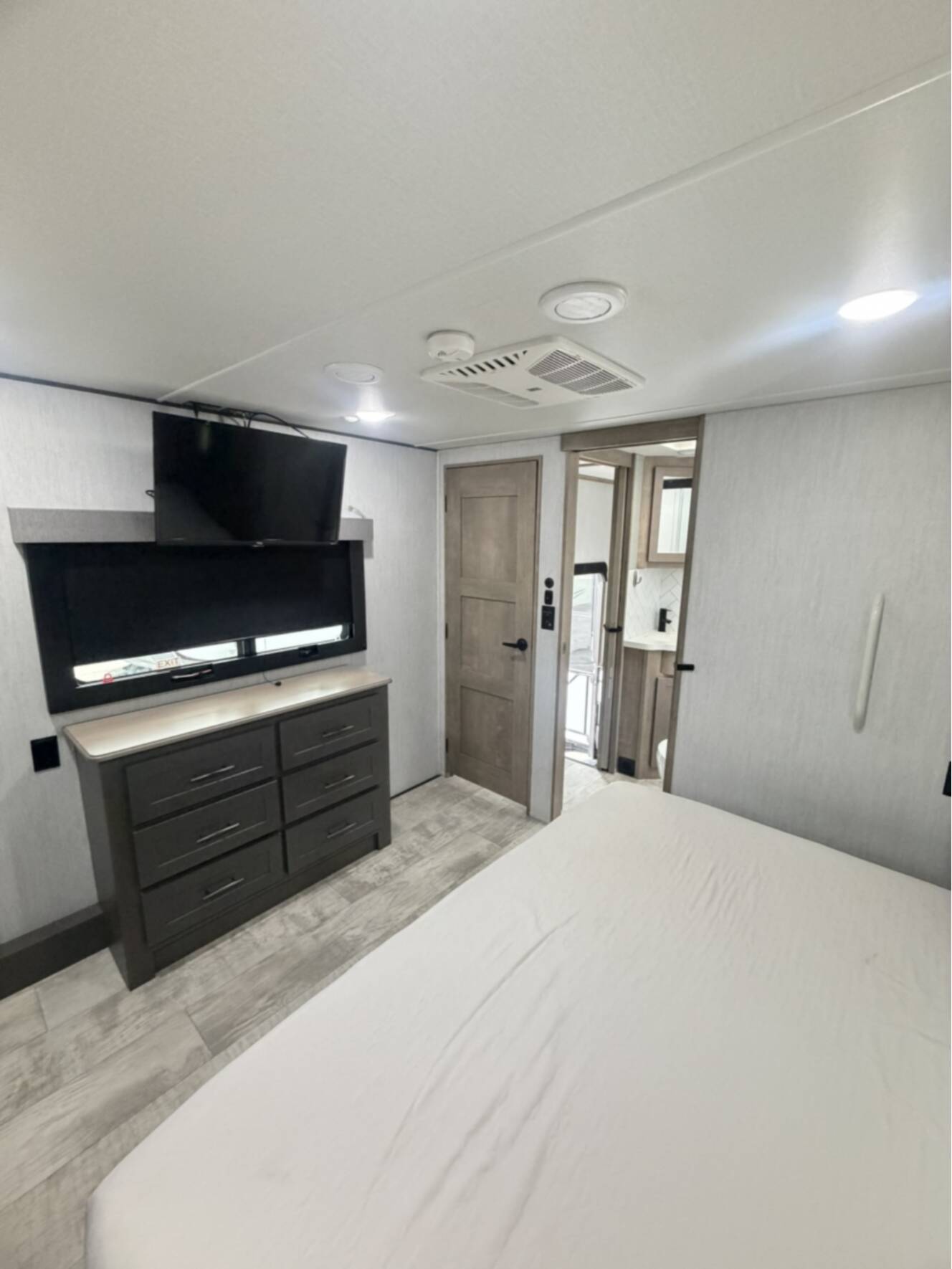 A photo of this 2023 Grand Design Momentum M-Class 397THS