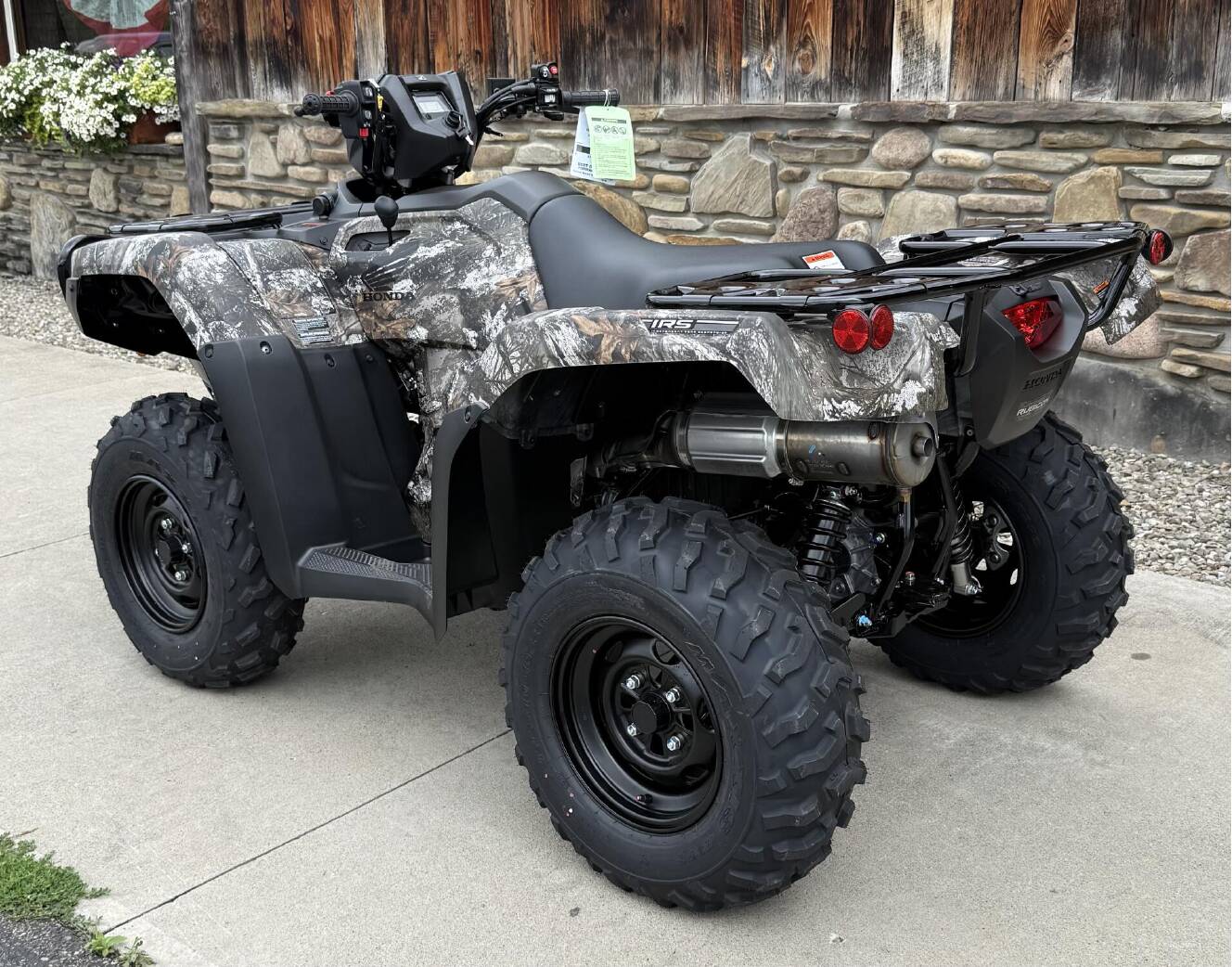 A photo of this 2027 Honda Honda Foreman Rubicon DCT EPS 520