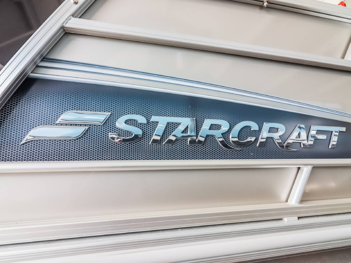 A photo of this 2026 Starcraft EX