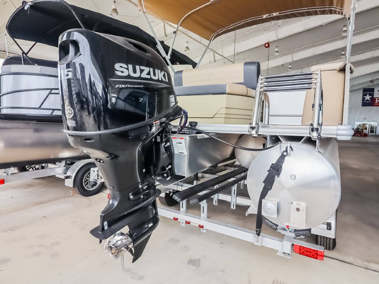 A photo of this 2026 Starcraft EX
