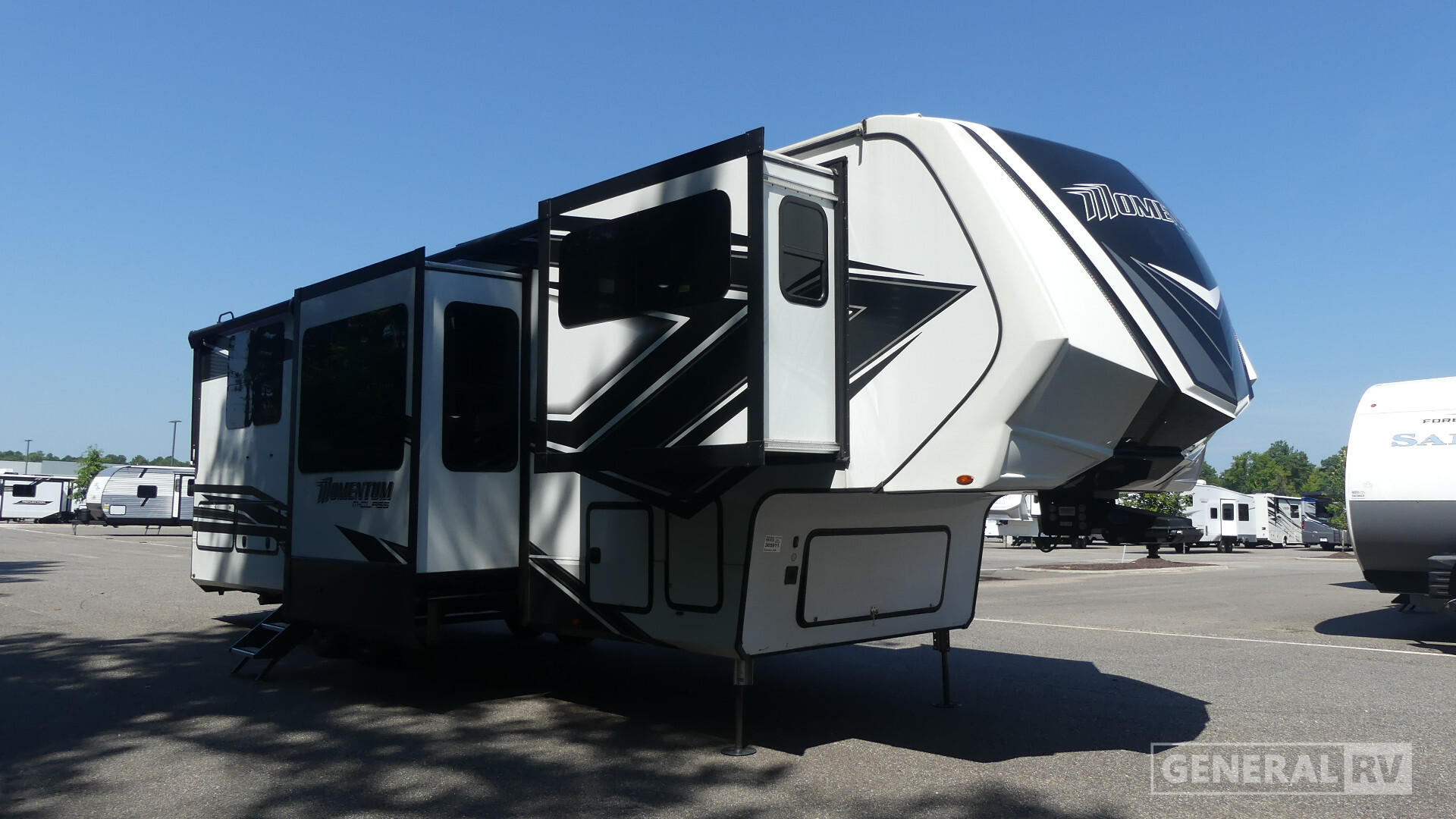 2023 Grand Design Momentum M Class 336M in ashland VA