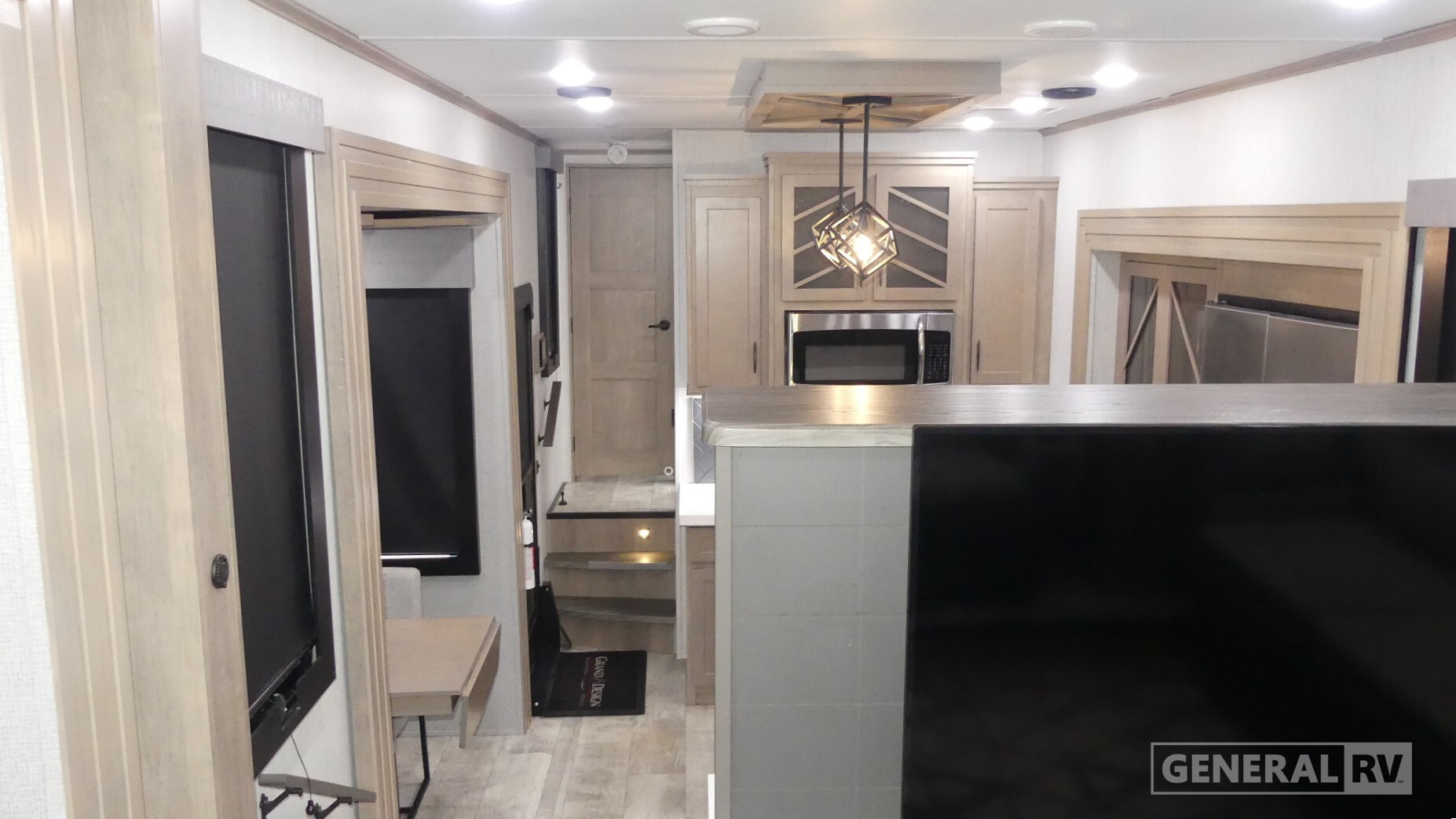 2023 Grand Design Momentum M Class 336M in ashland VA