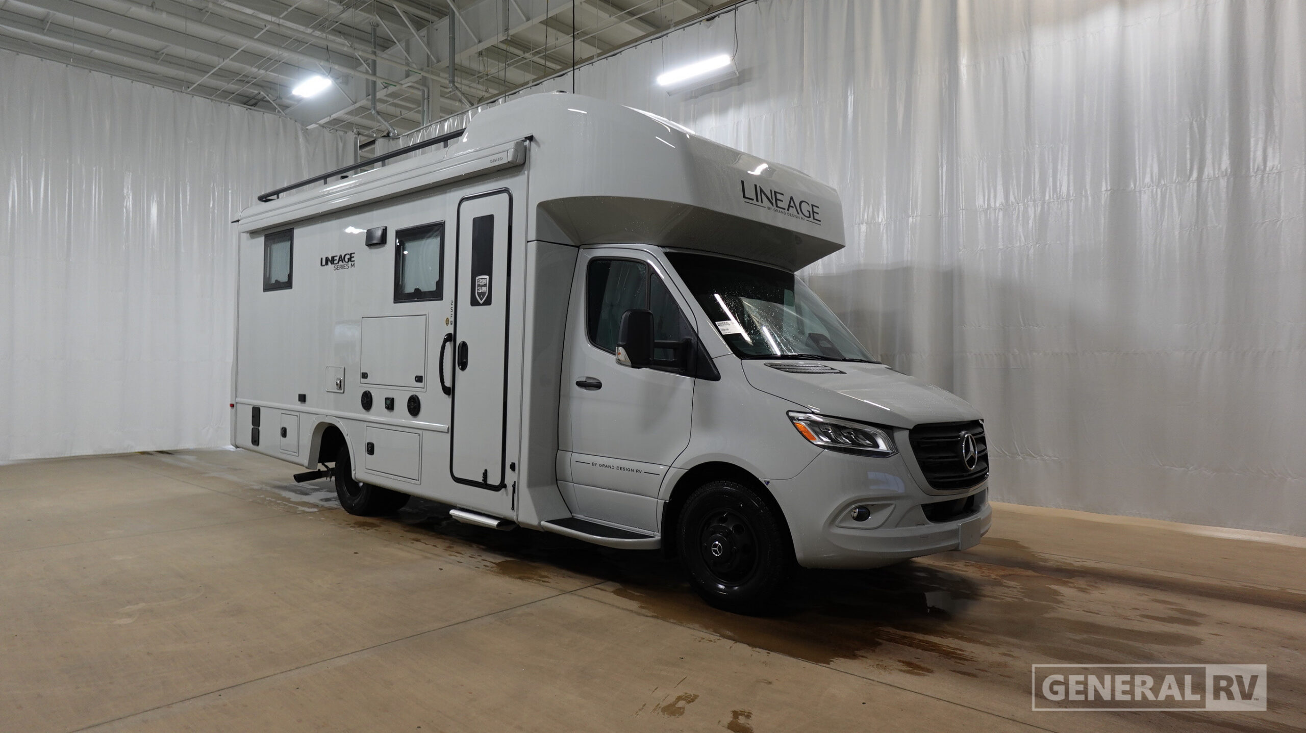 2027 Grand Design LINEAGE 25FW RV
