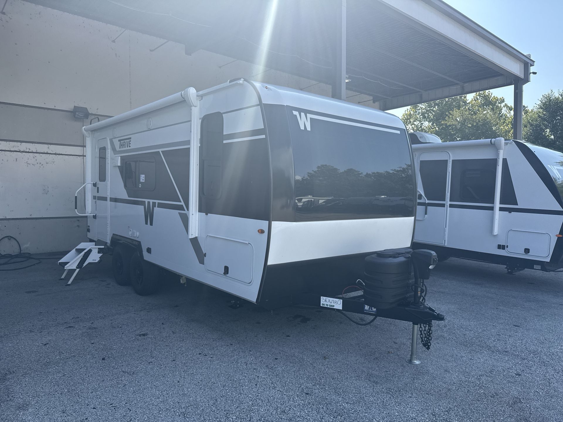 2027 Winnebago Thrive 18FBS in eureka MO