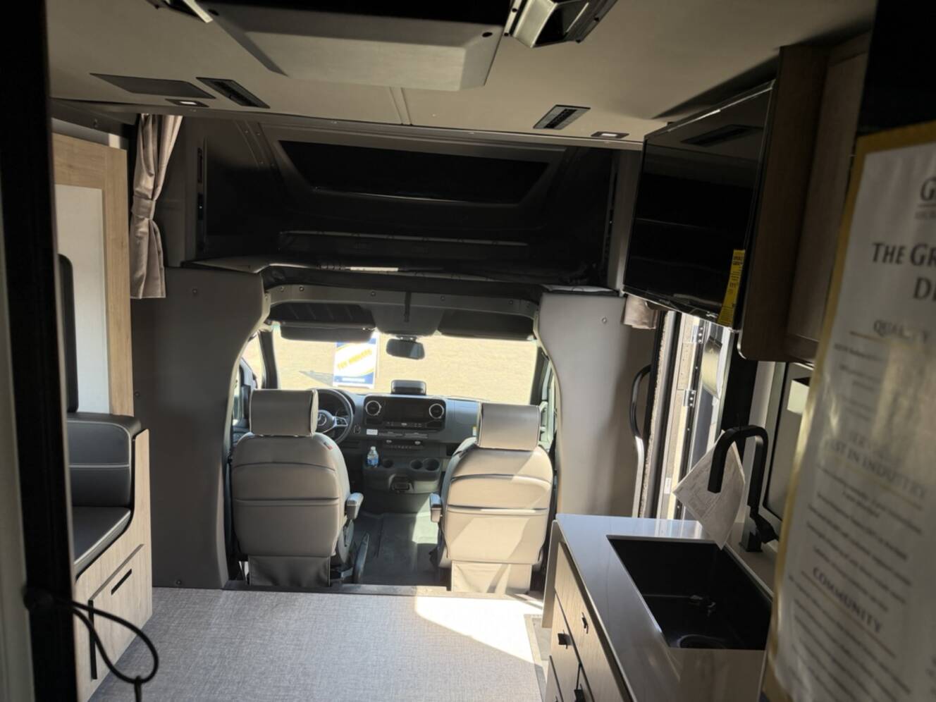 A photo of this 2026 Grand Design Lineage Series M 25TK