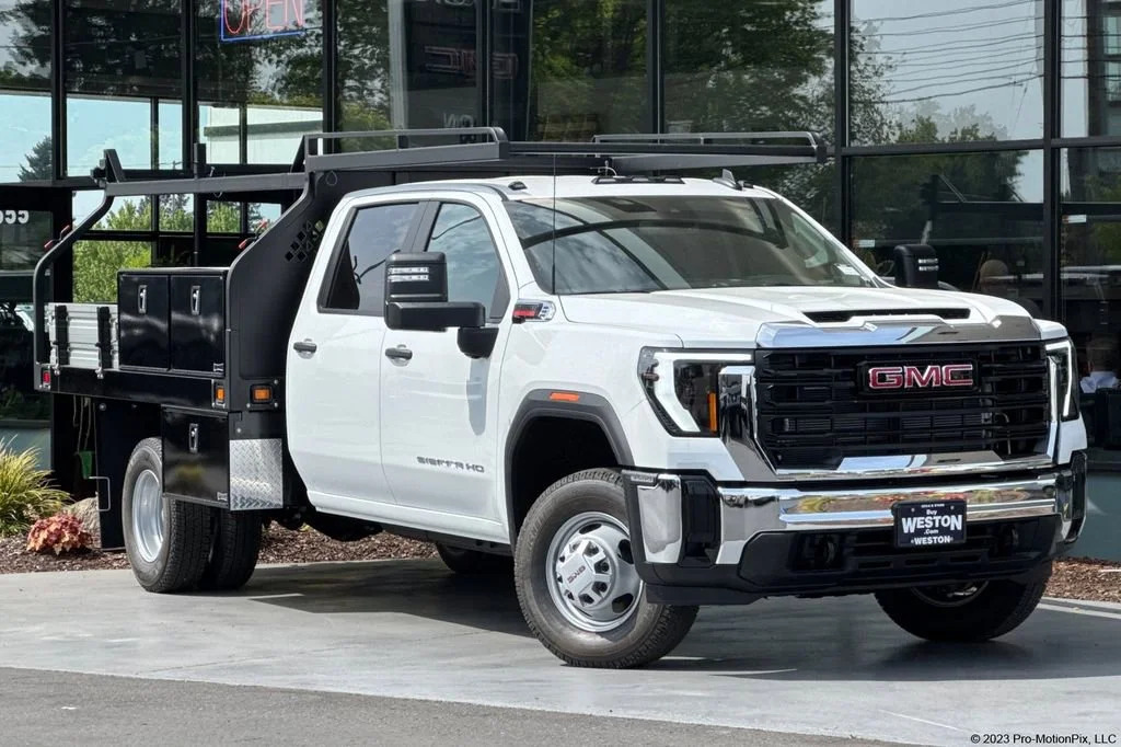2026 GMC Sierra 3500 HD Chassis Cab in Gresham, OR