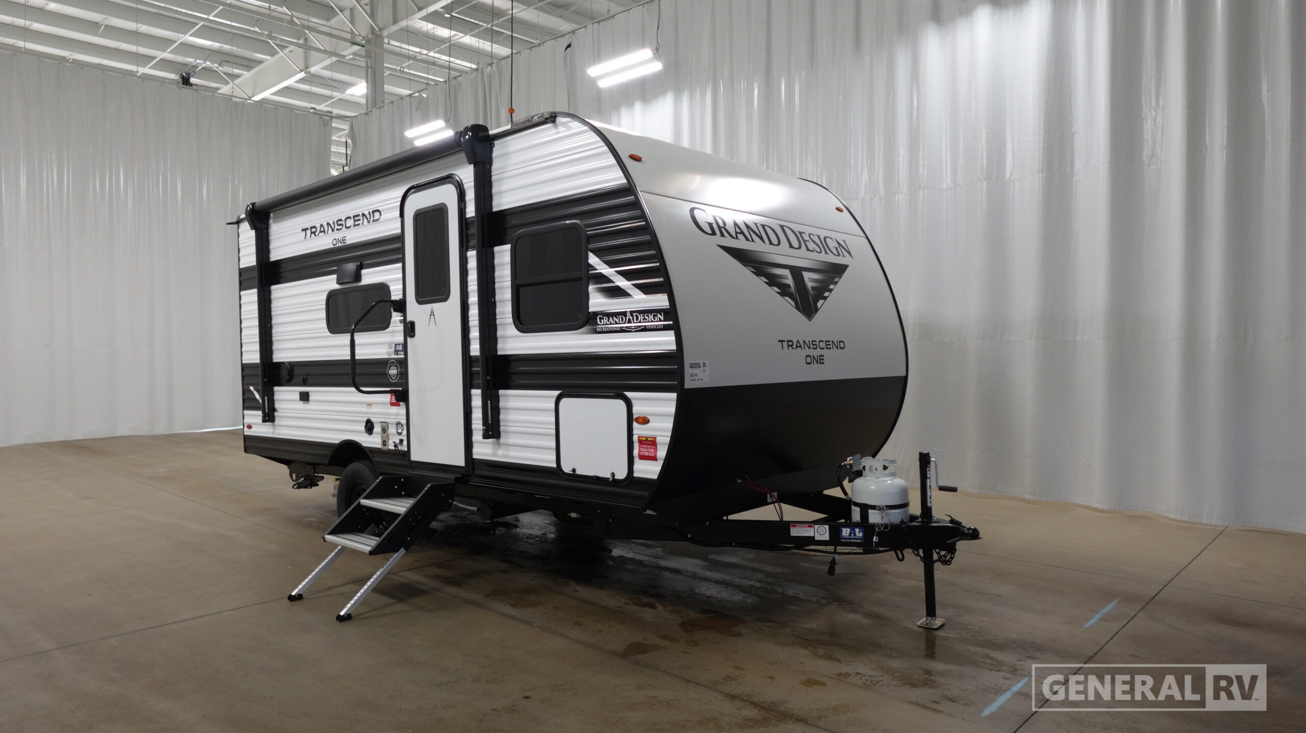 2027 Grand Design TRANSCEND-ONE 151BH in wayland MI