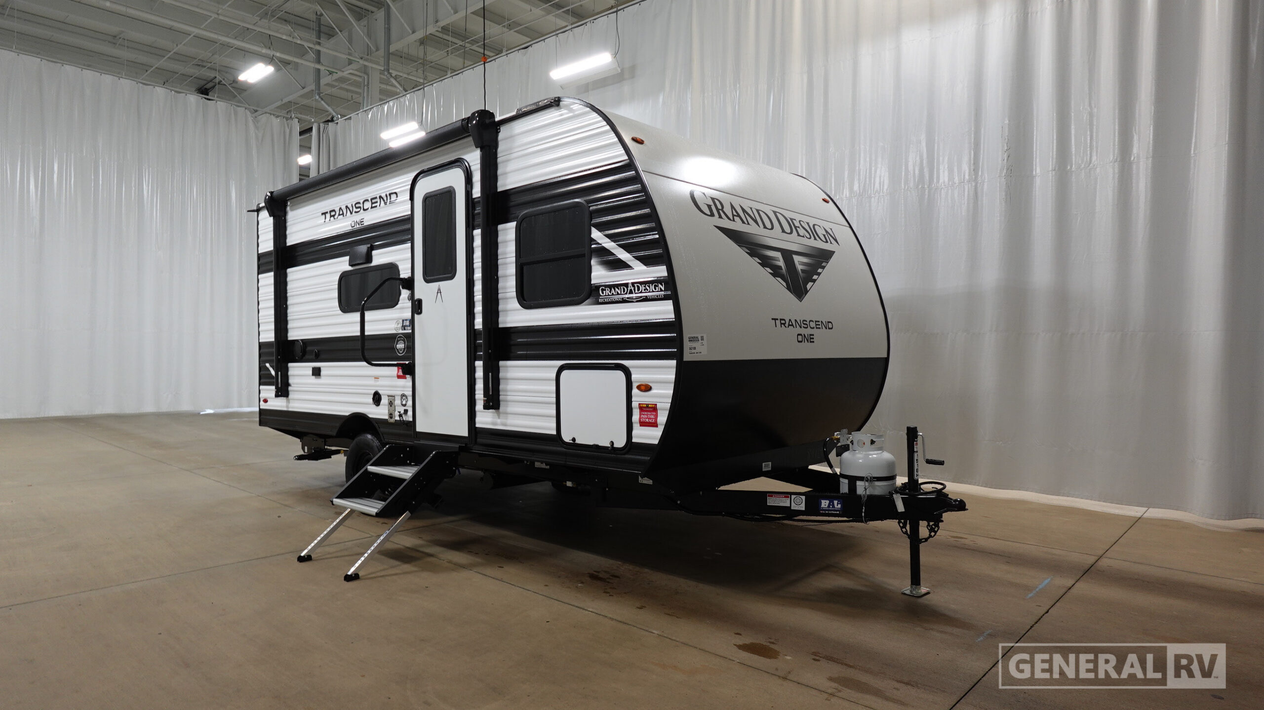 2027 Grand Design TRANSCEND-ONE 151BH in mt clemens MI