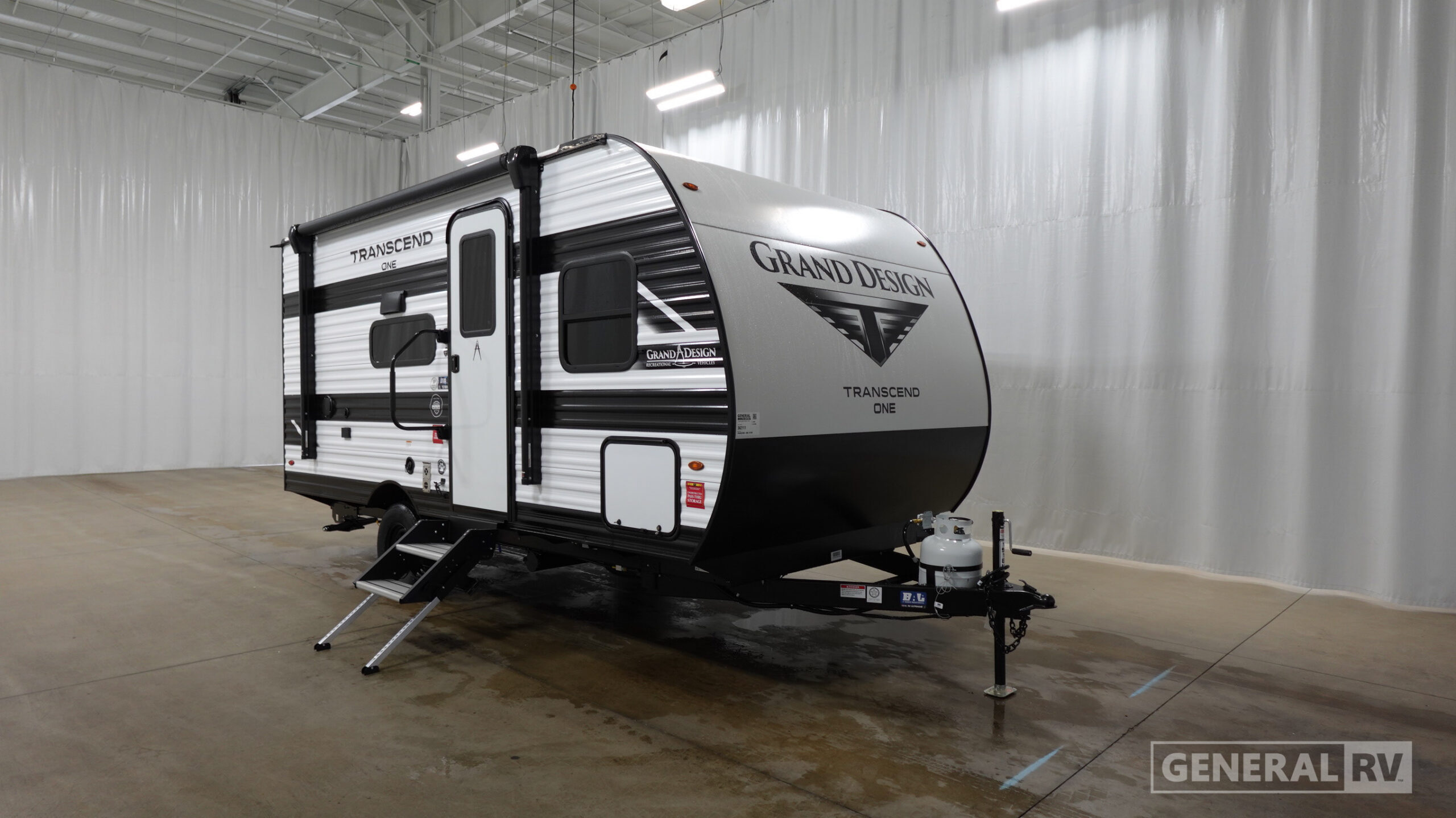 2027 Grand Design TRANSCEND-ONE 151BH in brownstown MI