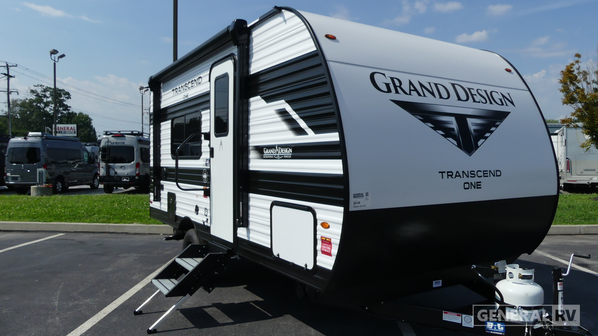 2027 Grand Design TRANSCEND-ONE 151RB in west chester PA