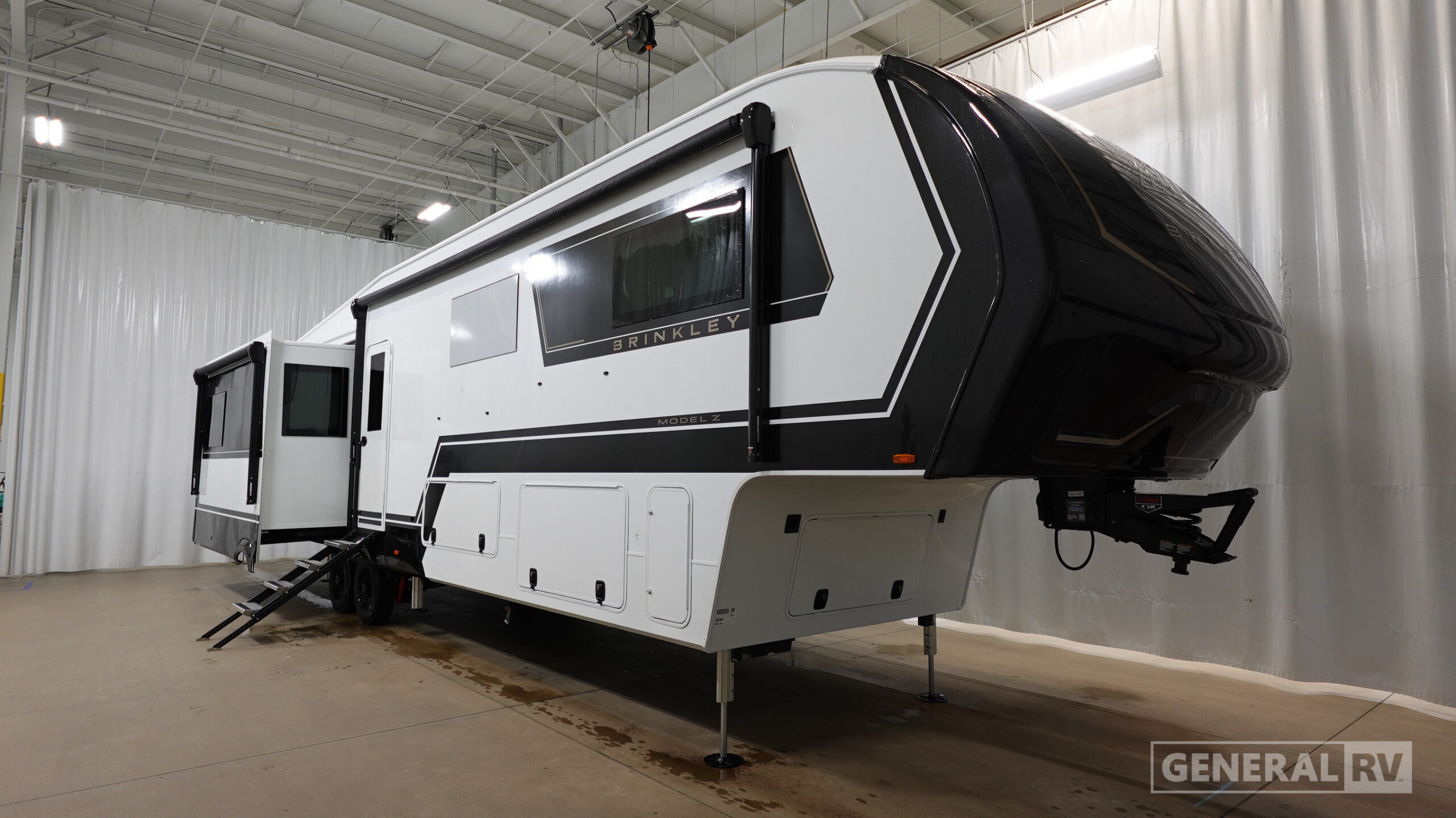 2027 Brinkley MODEL Z 3610 in elizabetown PA