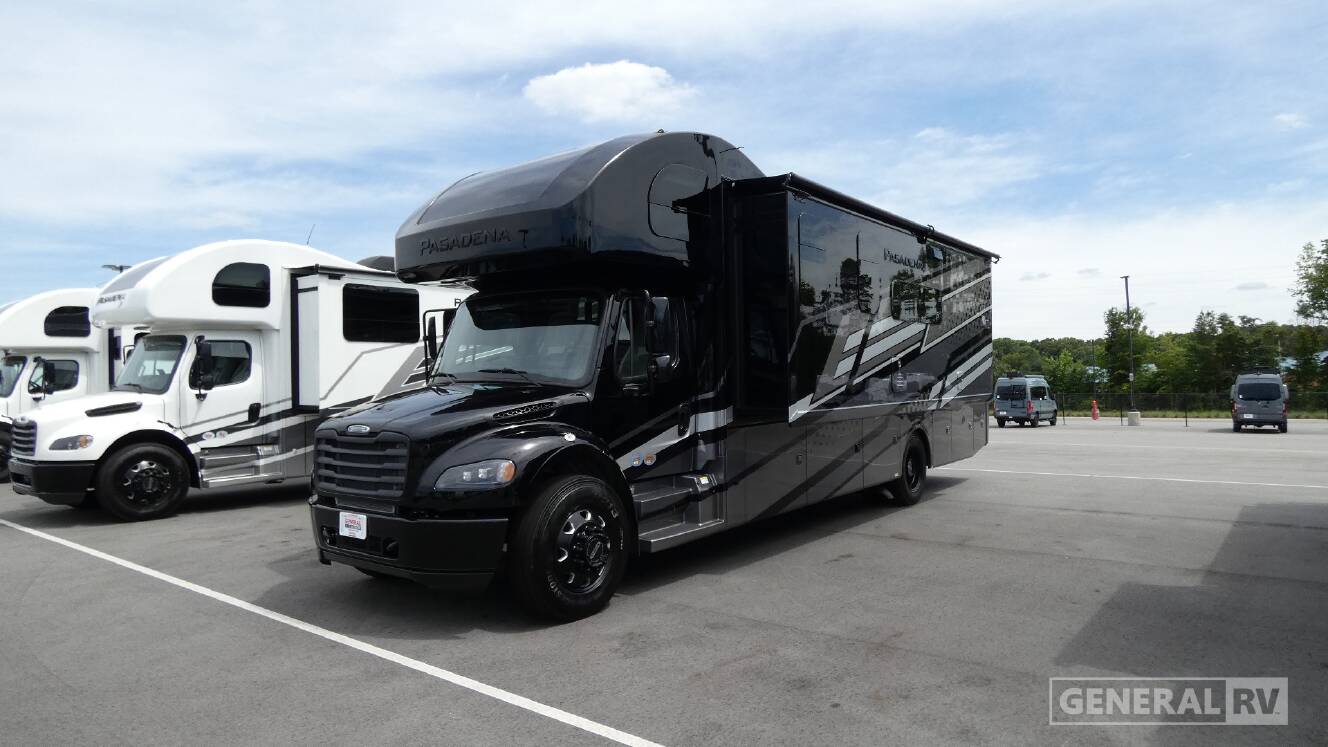 A photo of this 2027 Thor Motor Coach PASADENA 34XG