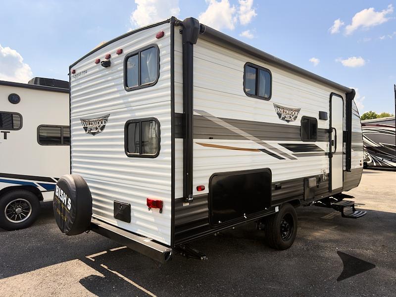 2022 Forest River Rv Wildwood FSX 178BHSK in anderson IN