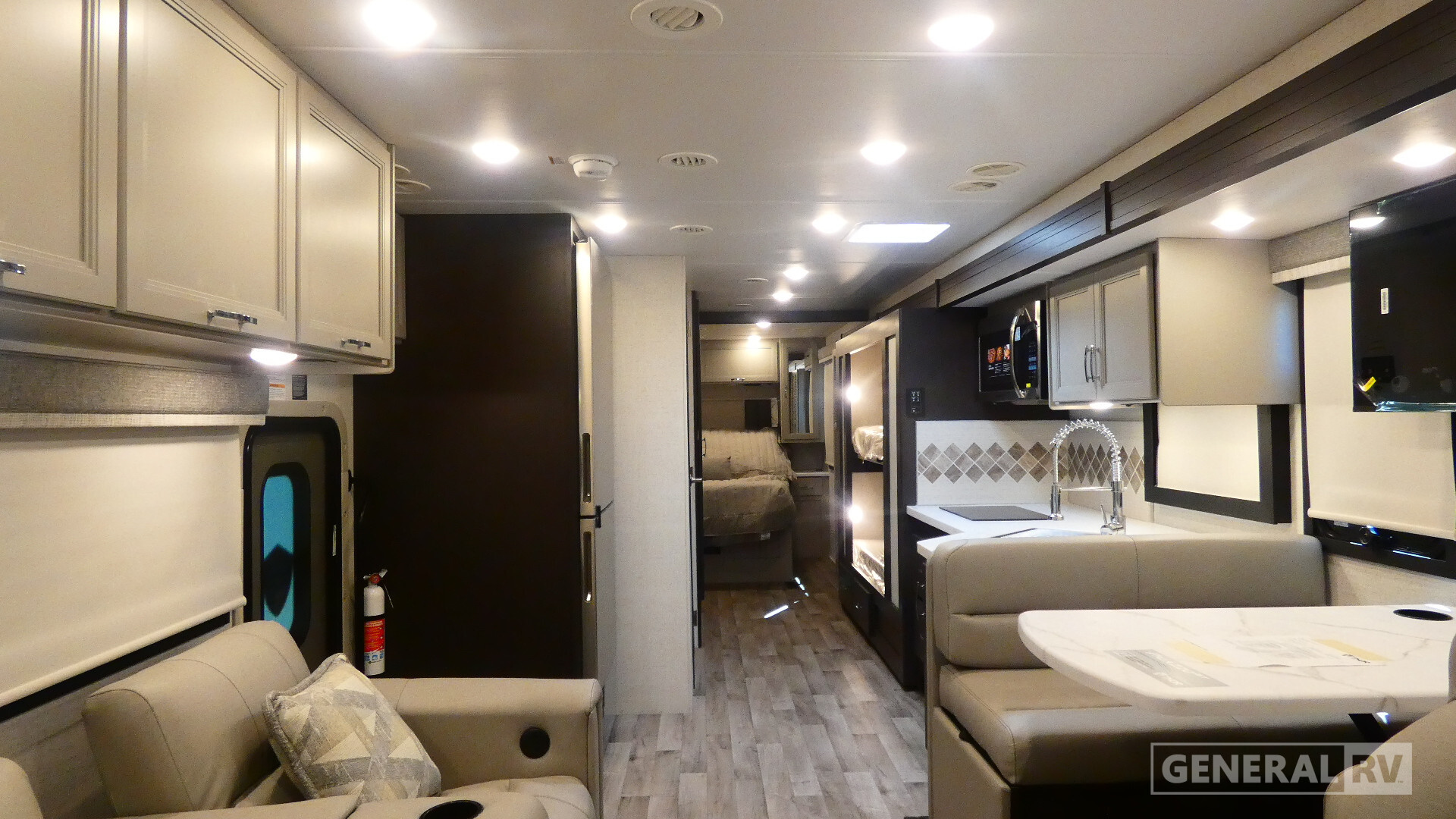 2026 Thor Motor Coach PALAZZO GT 33.5 in birch run MI