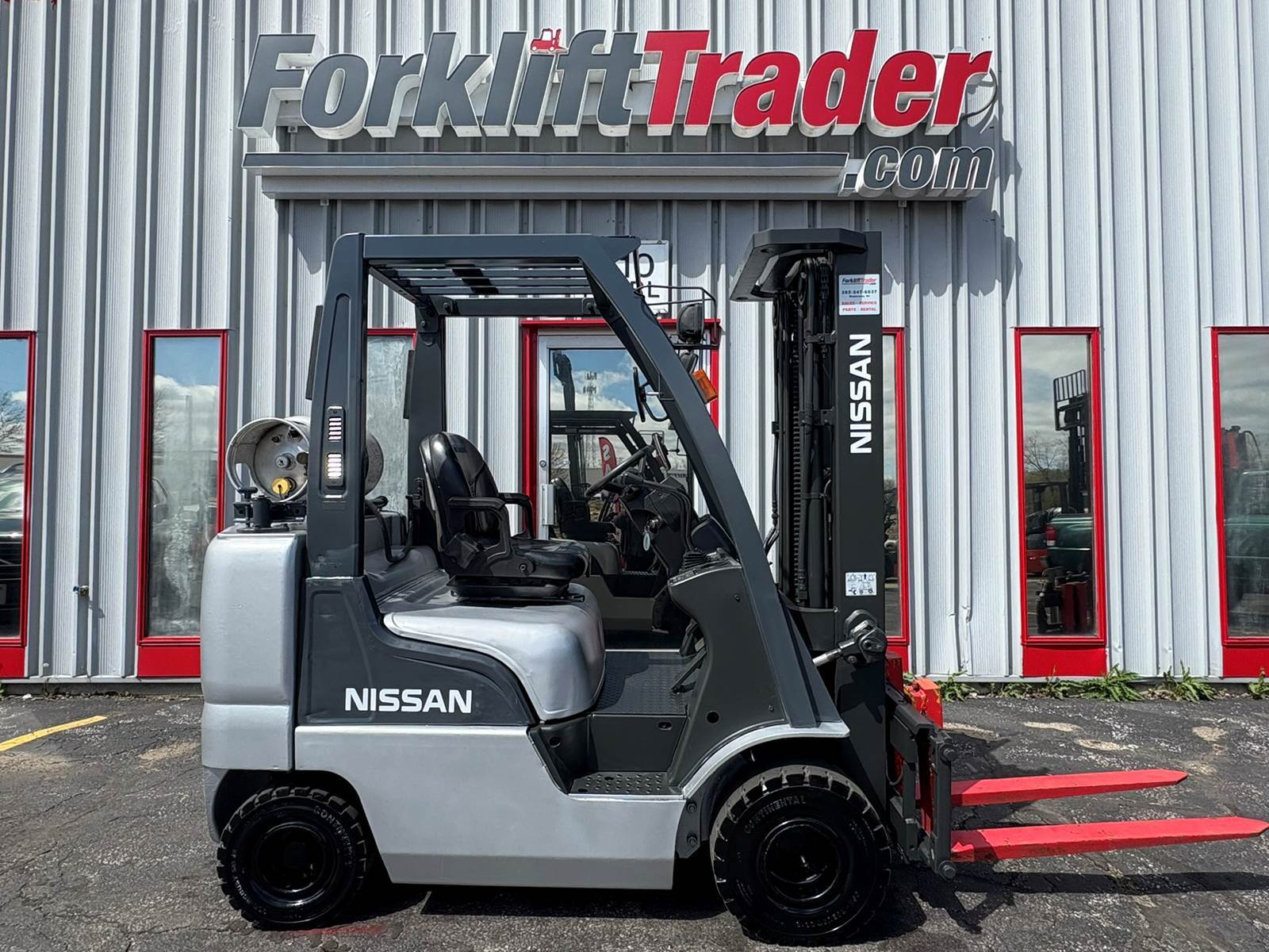 2010 Nissan MAPL02A25LV in Waukesha, WI