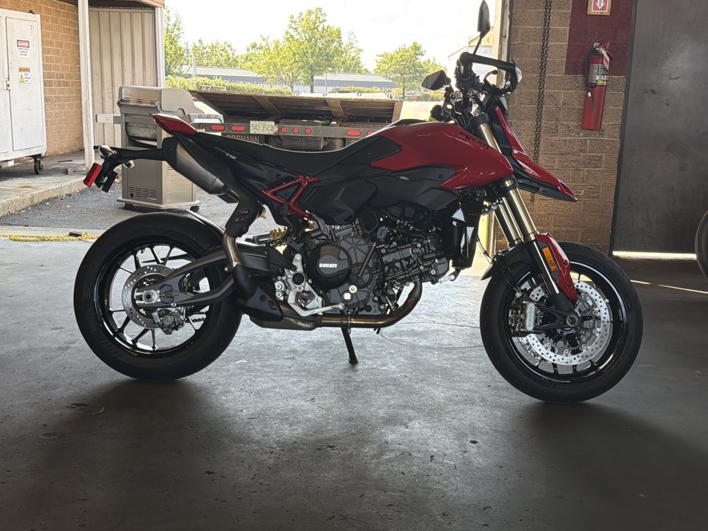 2027 Ducati Ducati Red in Charlotte, NC
