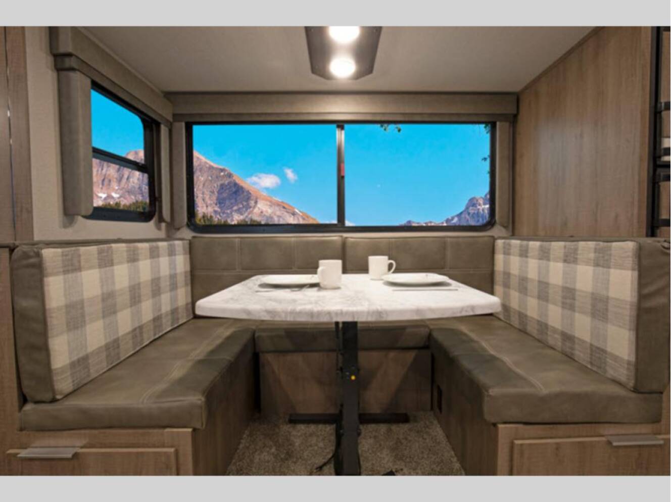 A photo of this 2022 Grand Design Imagine 2500RL