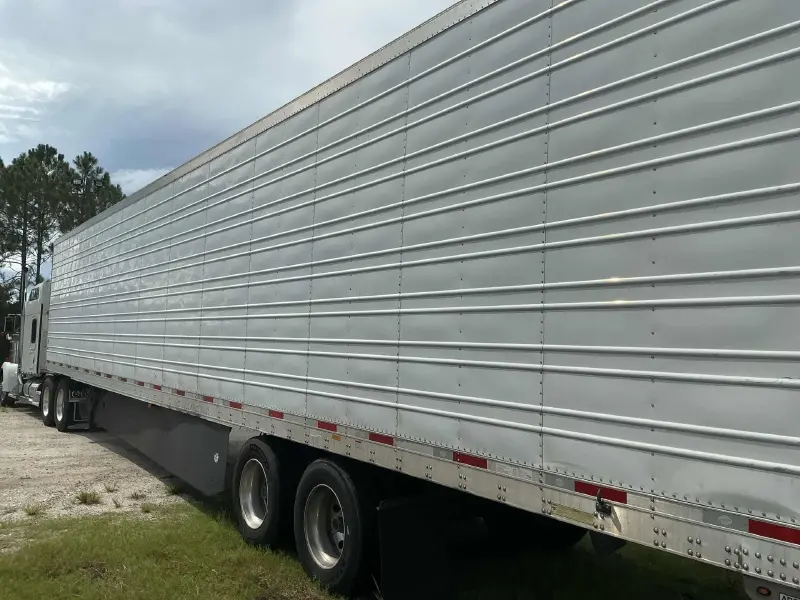 2023 Utility 3000R