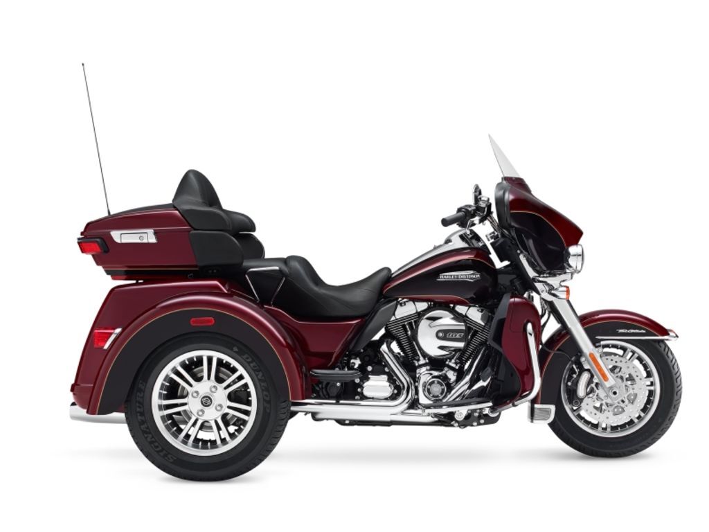 2014 Harley-Davidson® FLHTCUTG - Tri Glide® Ultra ULTRA CLASSIC in New Richmond, WI