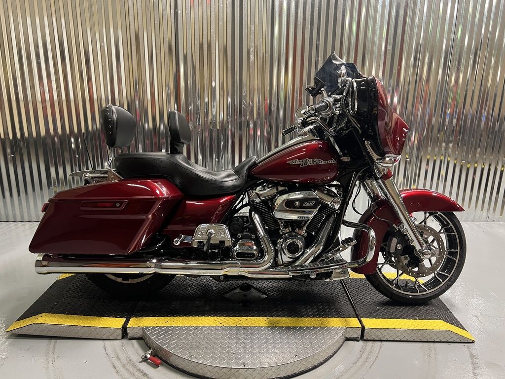 2017 Harley-Davidson® FLHXS - Street Glide® Special SPECIAL in Beaumont, TX