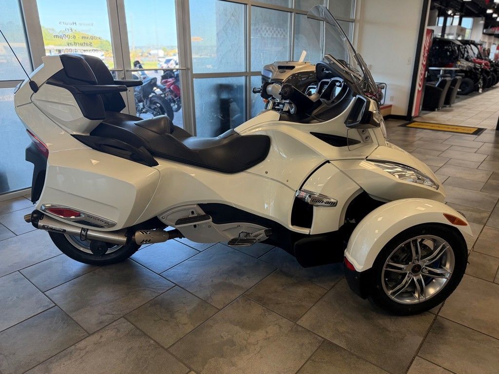 2011 Can-Am Spyder® RT Limited SE5 RT LIMITED SE5 in Russellville, AR