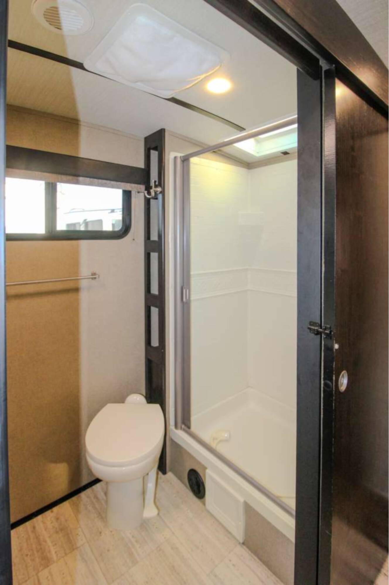 A photo of this 2018 Grand Design Imagine 2600RB
