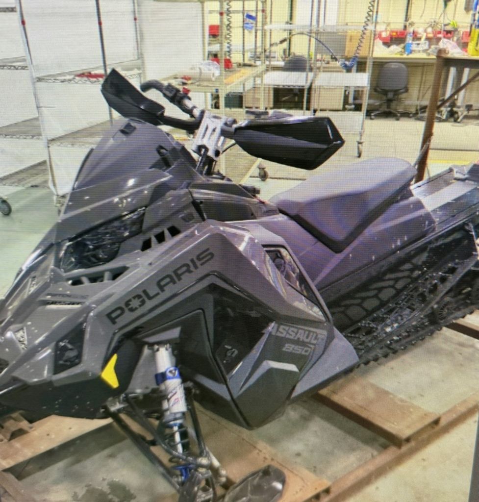 2025 Polaris® 850 Switchback Assault 146 Shadow Gray / Gloss Black 850 146 in lincoln park MI