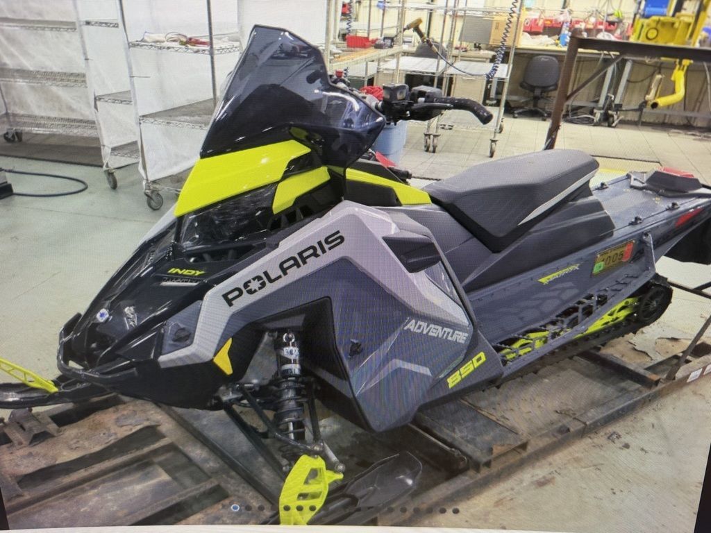 2022 Polaris® 850 Indy Adventure 137 in lincoln park MI