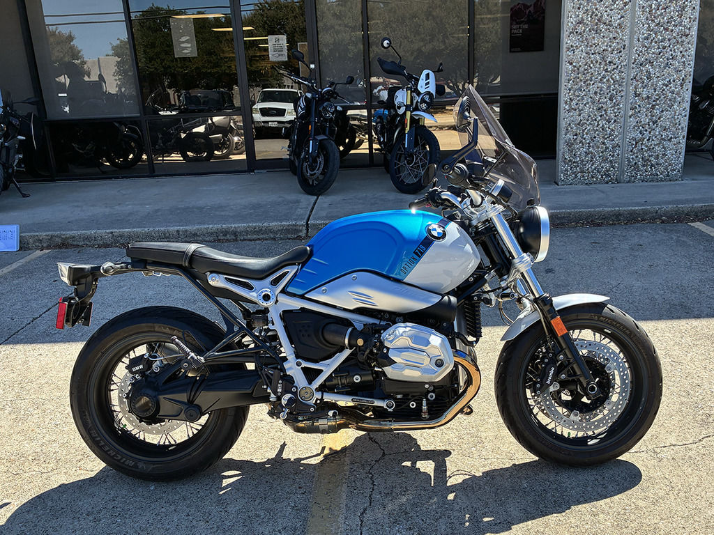 2022 BMW R nineT Pure 719 Cosmic Blue Metallic/Light White PURE in Plano, TX