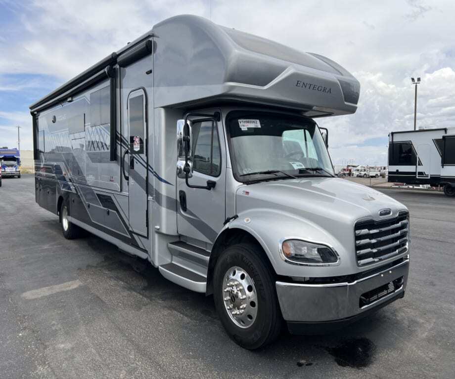 2027 Entegra ACCOLADE 37M in albuquerque NM