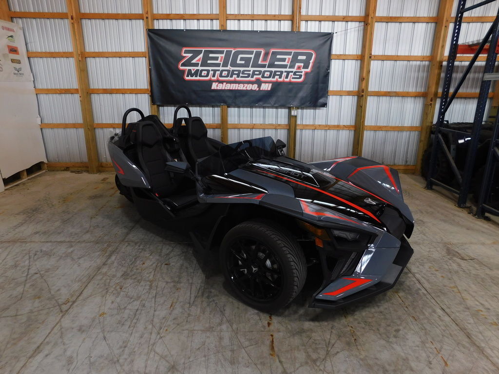 2023 Polaris Slingshot® Slingshot® SLR Red Shadow (AutoDrive) SLR in Kalamazoo, MI