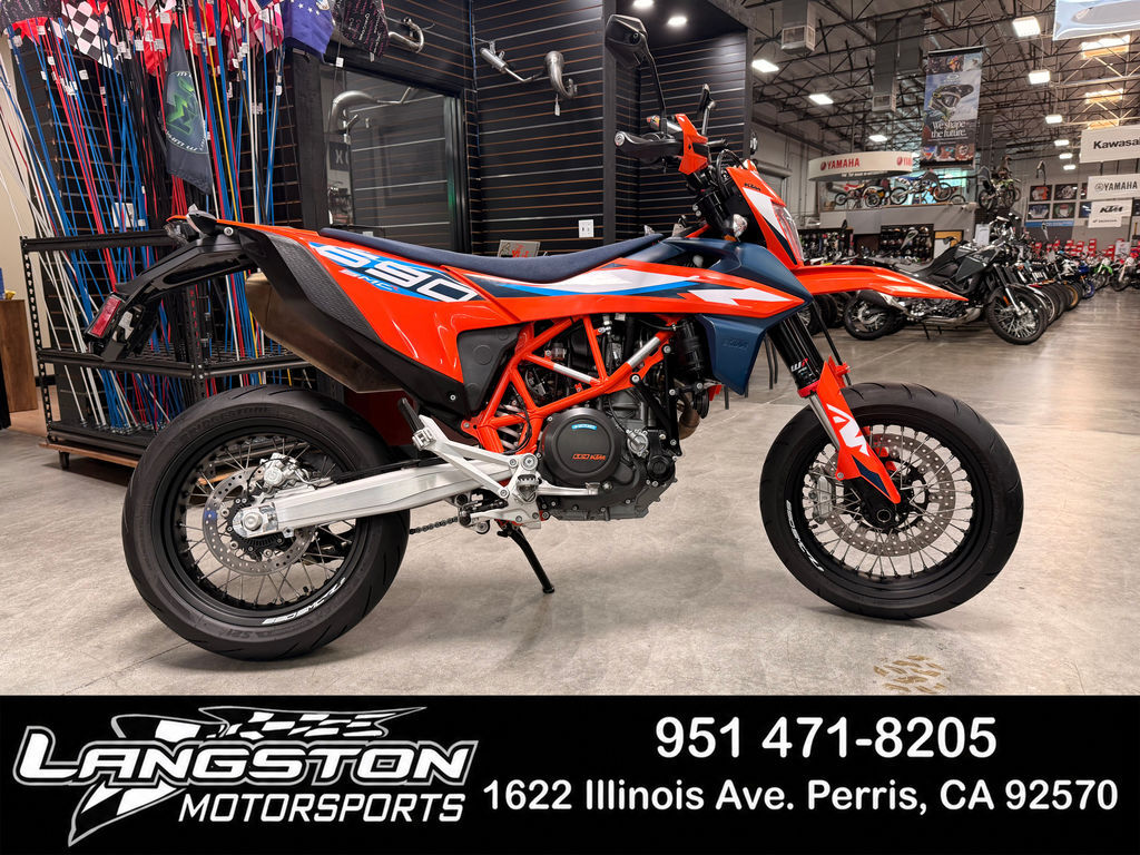 2024 KTM 690 SMC R ENDURO R in Perris, CA