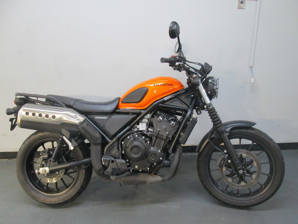 2023 Honda® SCL500 500 in Lewis Center, OH