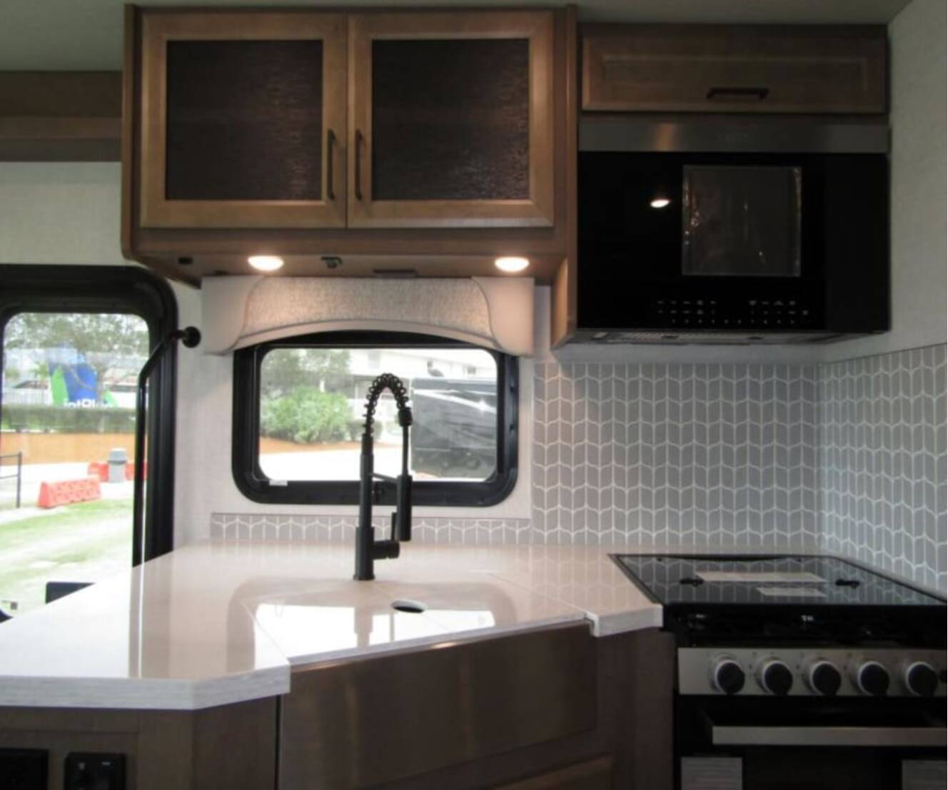 A photo of this 2026 Fleetwood FORTIS 34MB