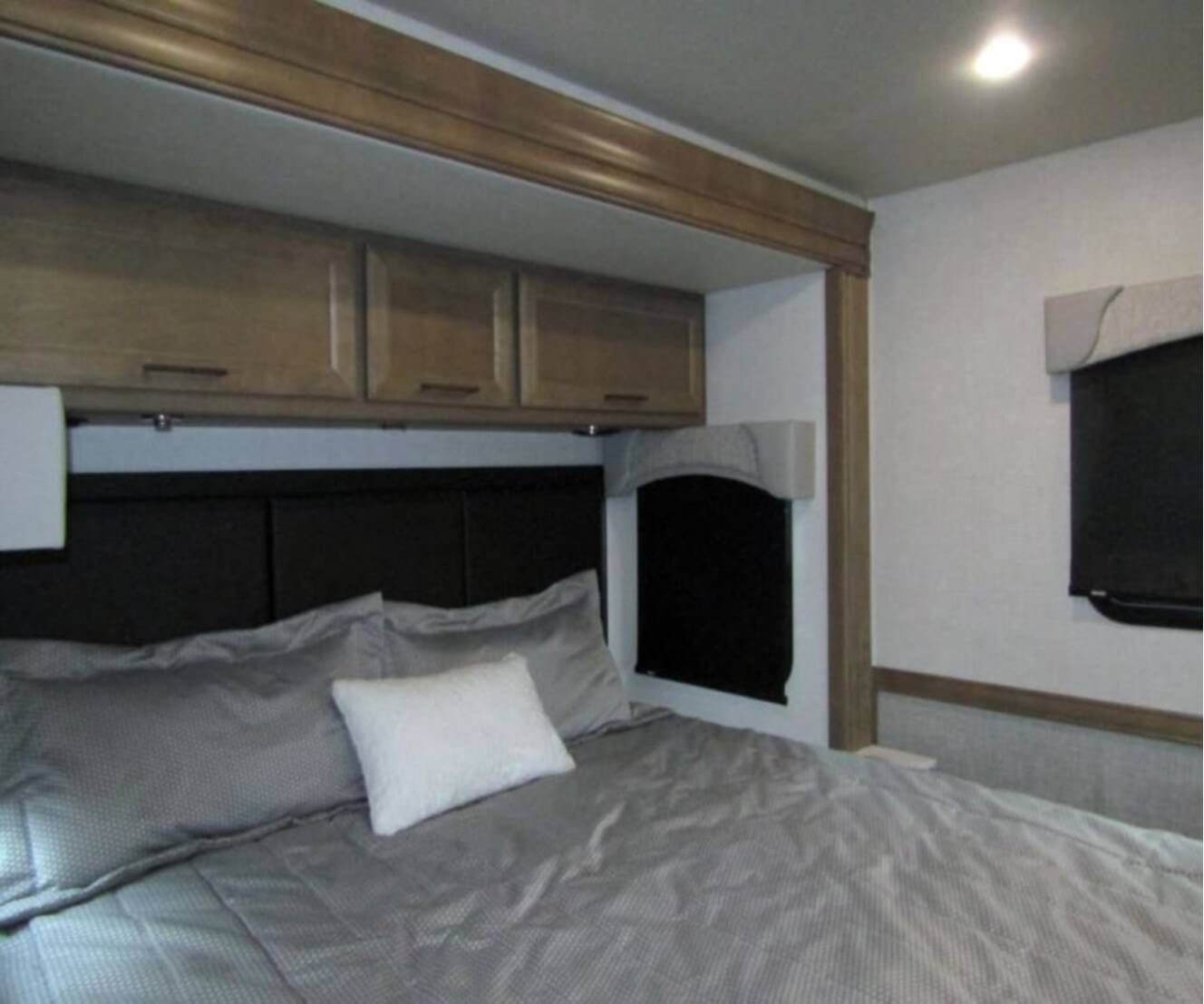 A photo of this 2026 Fleetwood FORTIS 34MB