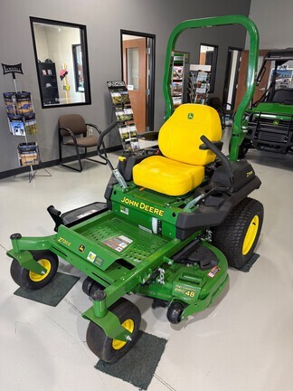 2025 John Deere Z720E in Georgetown, OH