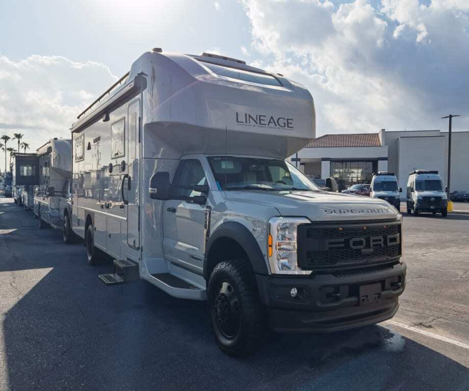 2027 Grand Design LINEAGE SERIES F 29AN5 in phoenix AZ