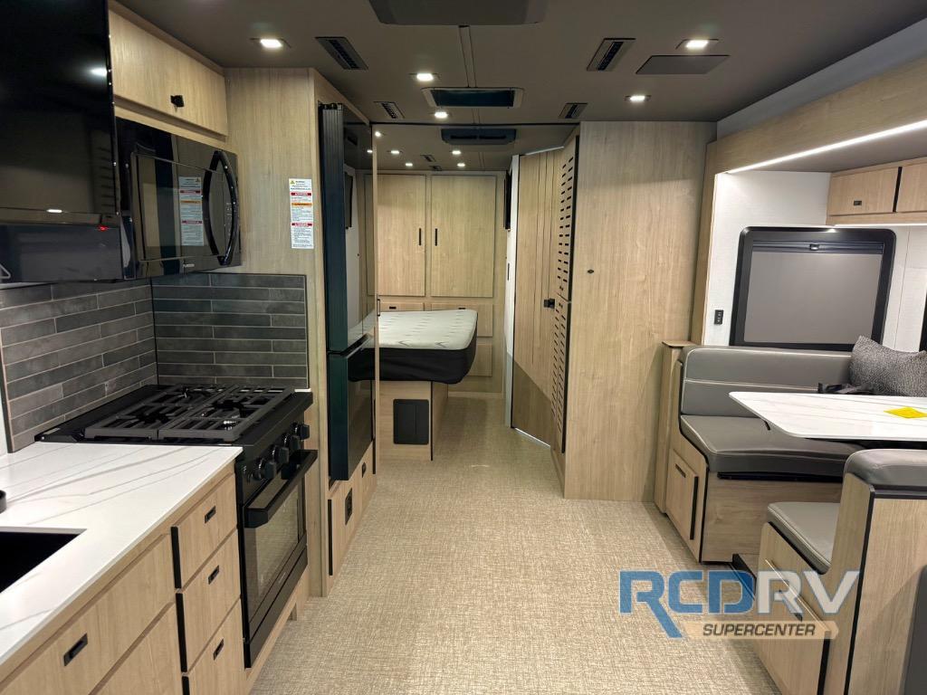 2026 Grand Design Lineage Series F 31ZW in sunbury OH