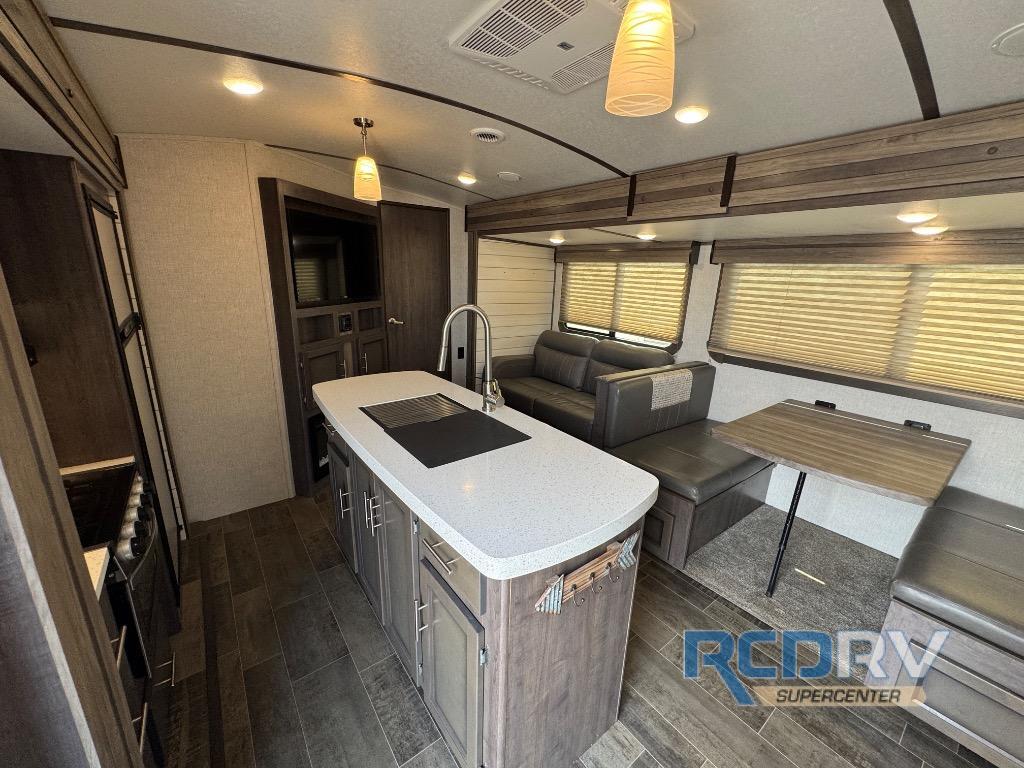 2020 Crossroads Rv Sunset Trail SS331BH in medina OH