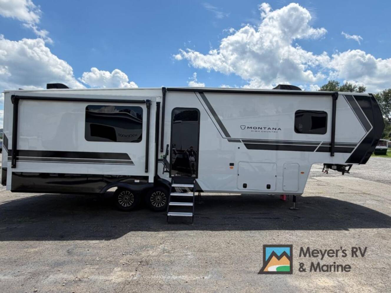 A photo of this 2027 Keystone Rv Montana High Country 300RK