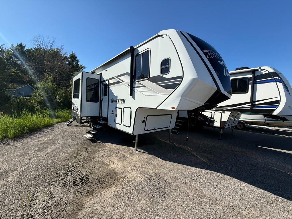 2026 Grand Design Momentum G-Class 320G in north tonawanda NY
