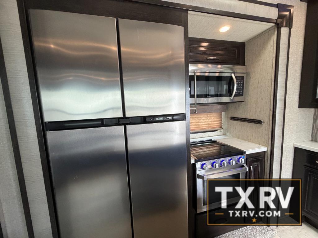 2018 Grand Design Momentum M-Class 351M in kennedale TX