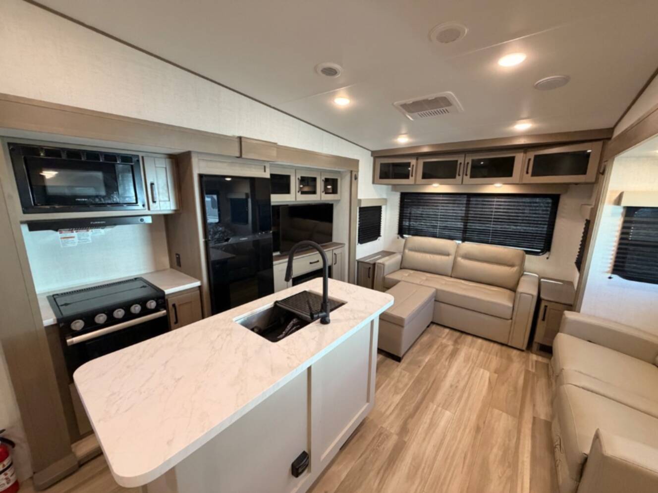 A photo of this 2025 Grand Design Reflection 100 Series 28RL