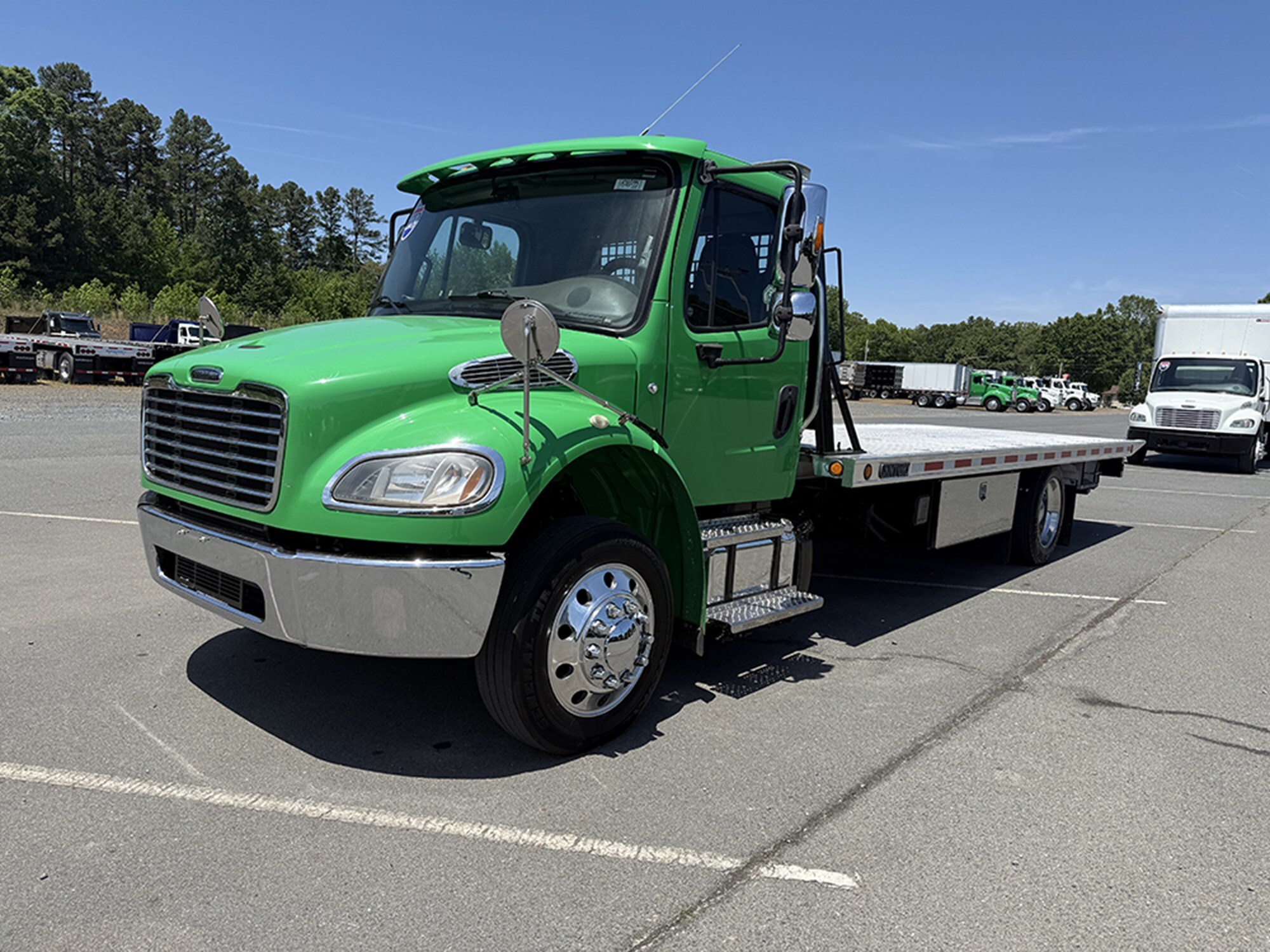 2019 FREIGHTLINER BUSINESS CLASS M2 106 in Roanoke, VA