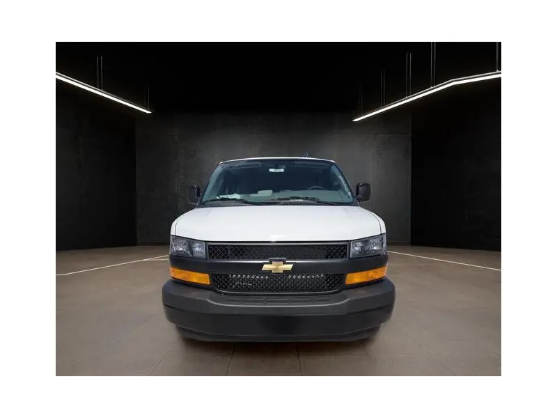 2025 CHEVROLET EXPRESS
